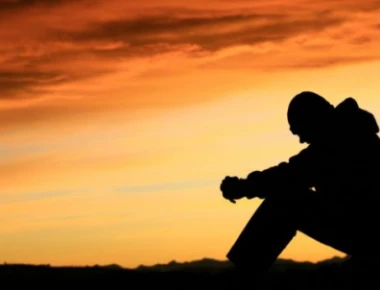 Αλγερινοί στραγγάλισαν τον 65χρονο - H οργή για τα συνεχή εγκλήματα κατεδάφισε «Μνημείο πεσόντων μεταναστών» στην Λέσβο!